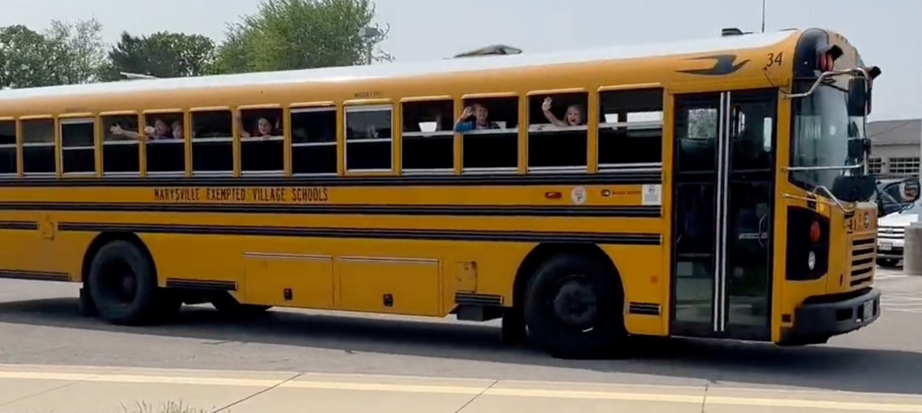 bus and elementary students