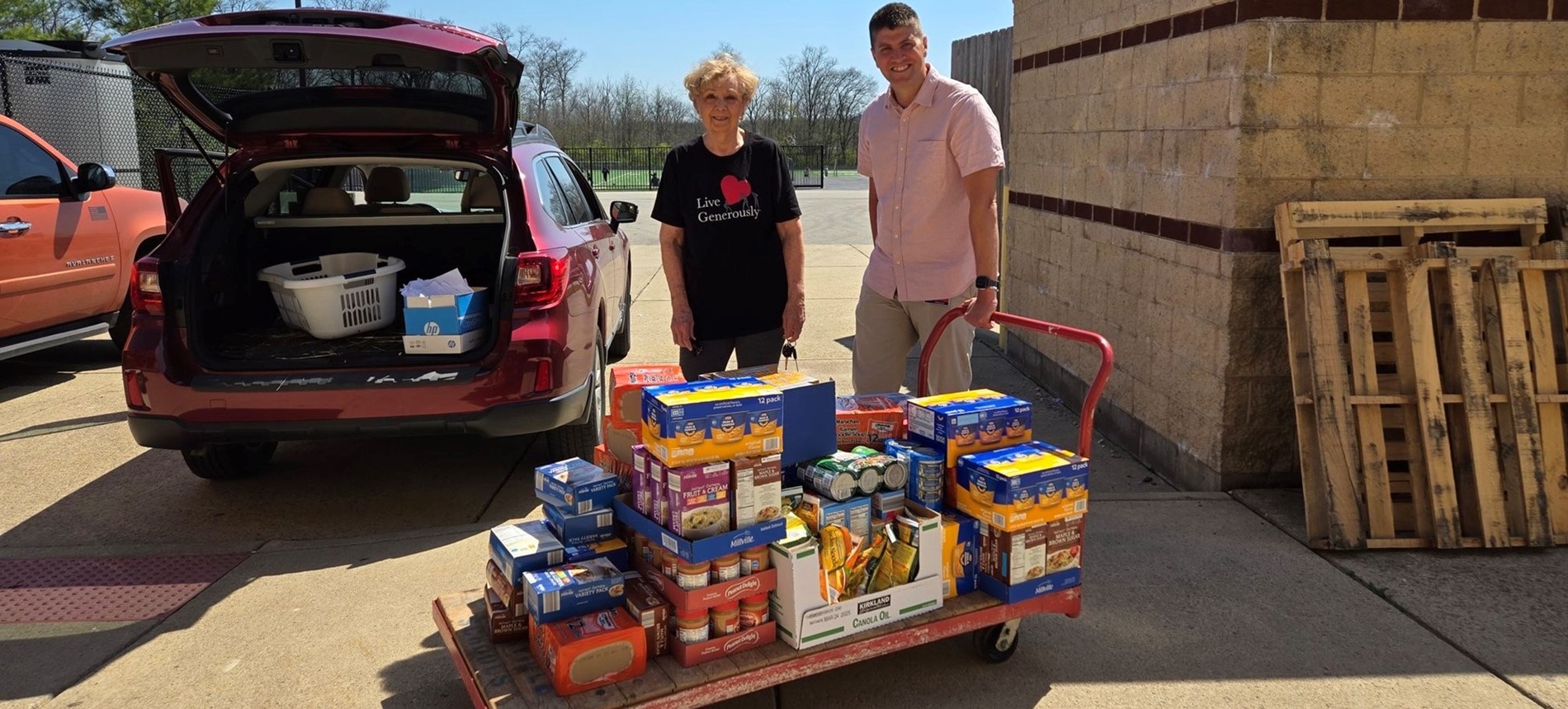 Bunsold donation to food pantry